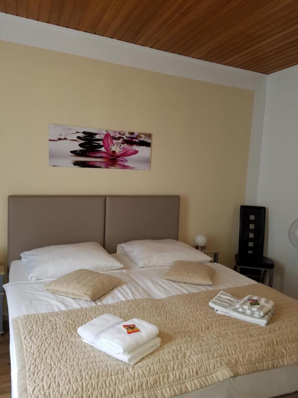 Hotel Monopol 힐덴 외부 사진