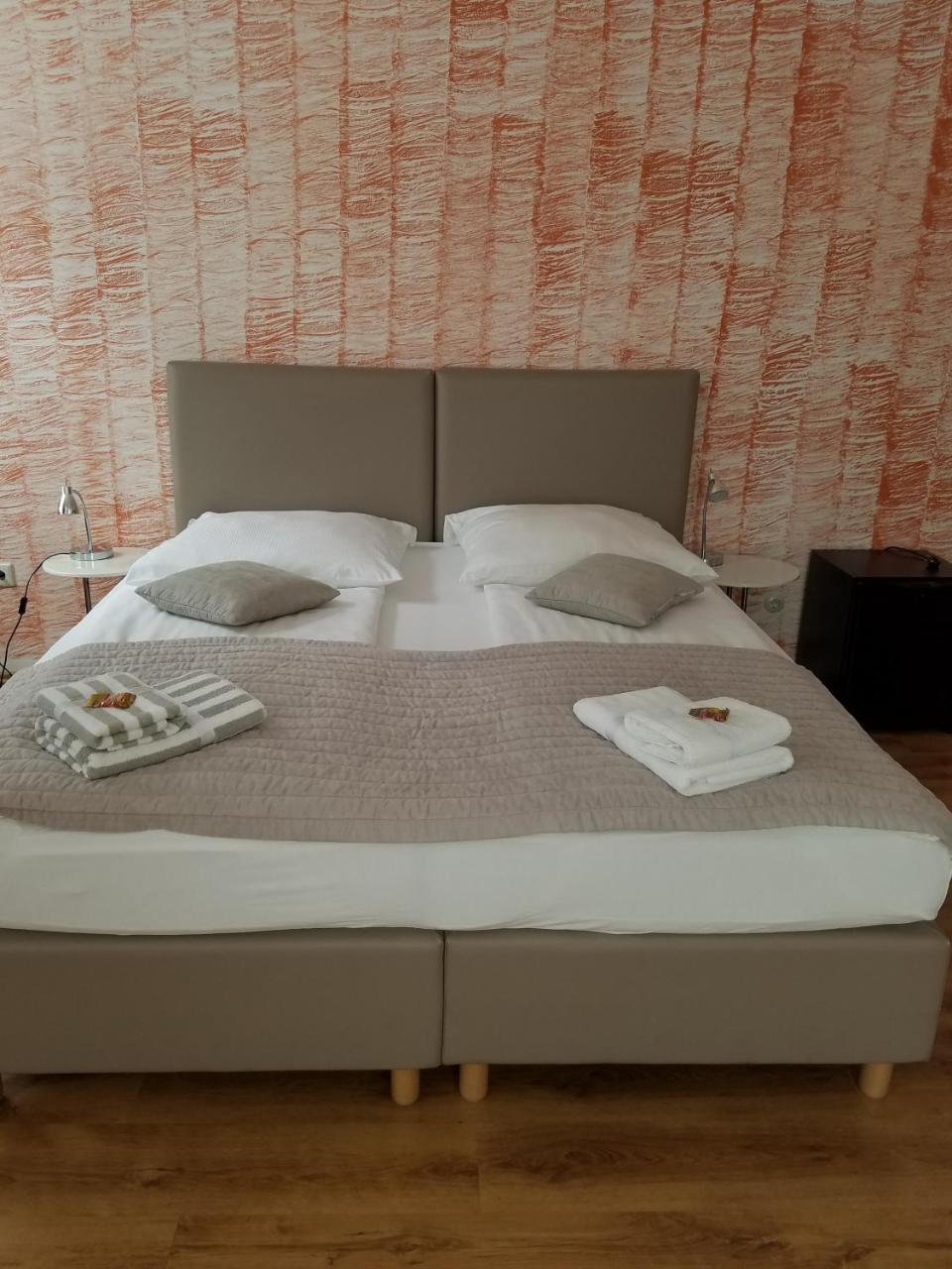 Hotel Monopol 힐덴 외부 사진