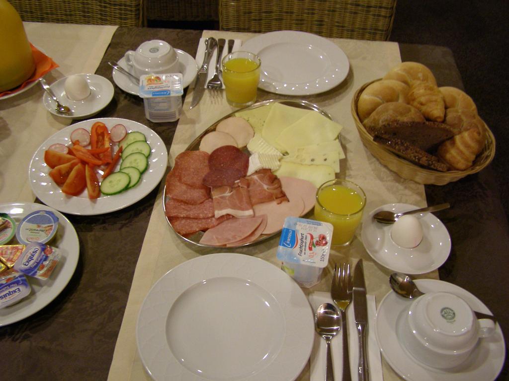 Hotel Monopol 힐덴 외부 사진
